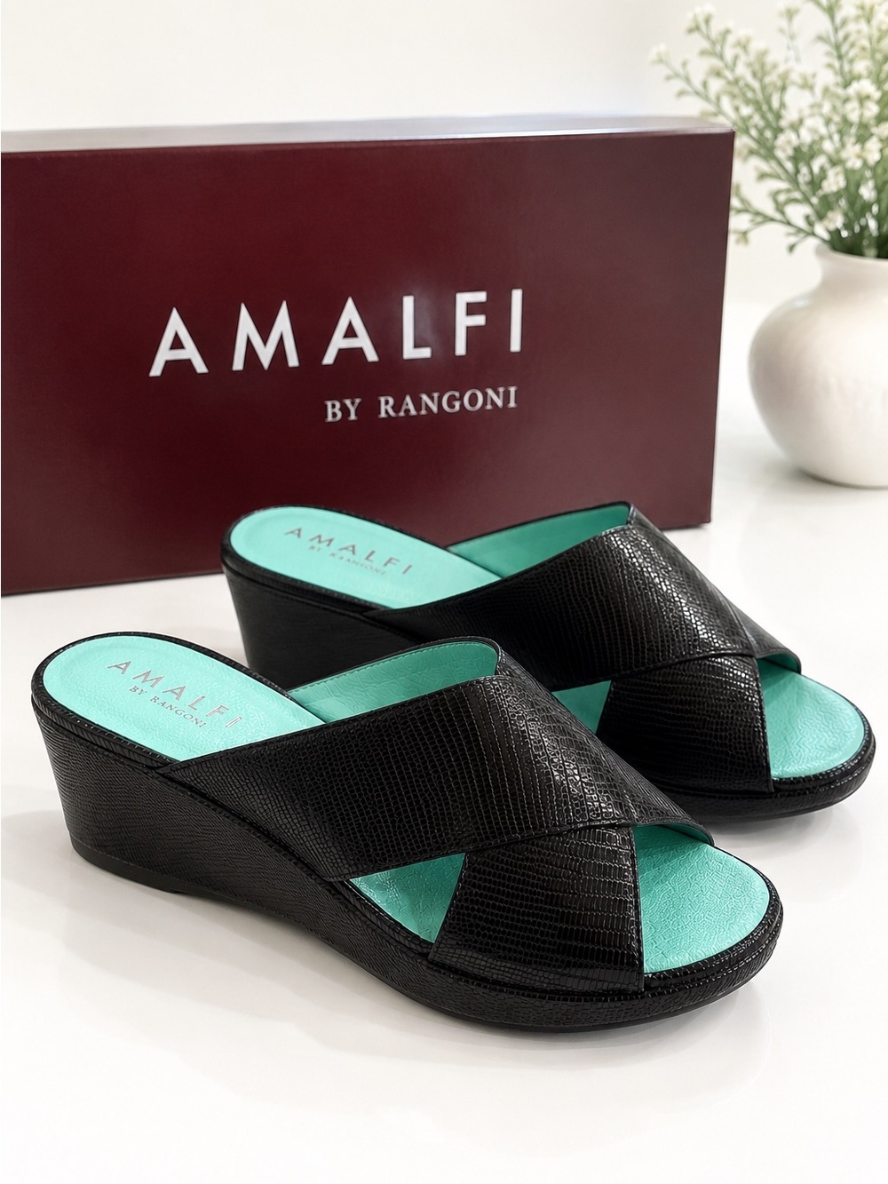 Amalfi by Rangoni Black Italian Leather Wedge Slide Sandals 7.5 Comfort Luxe